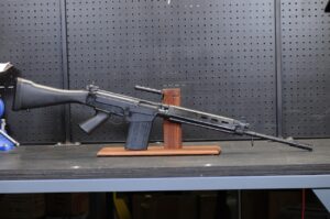 Fabrique Nationale FN-FAL Springfield Armory SAR-48 FN 3 Fabrique Nationale FN-FAL Springfield Armory SAR-48 FN