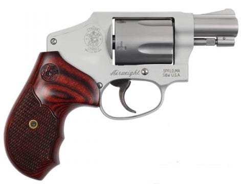 Smith & Wesson 642 Deluxe Stainless .38 SPL 1.875" Barrel 5-Rounds Walnut Grip Smith & Wesson 642 Deluxe Stainless .38 SPL 1.875" Barrel 5-Rounds Walnut Grip