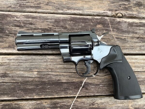 A1420 Colt Python 4" Blue 1978