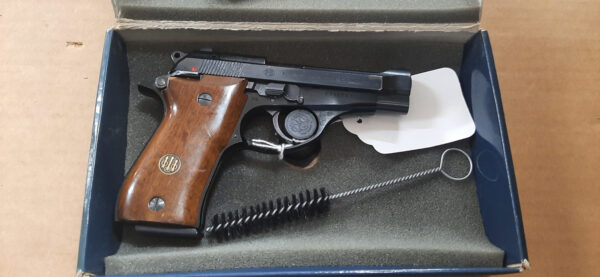 A1494 1982 Vintage Beretta 85B Cheetah .380 85 - Nice Condition!