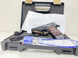 Great Condition CZ 2075 RAMI D 9mm 91754 Red Grips 3 A1733