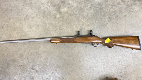 A1910 Used Kimber Varmint Walnut Stainless 22-250 Rem 26In