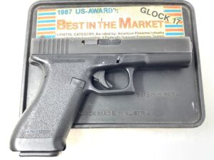 Glock G17 Gen 1 9mm Gen1 1988 with box 17 3 A1990