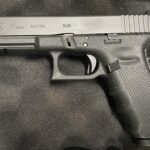 Glock 17 Gen 4 9mm Luger Black Night Sights – used excellent!
