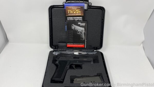 Sig Sauer P229 .40 S&W 3.9