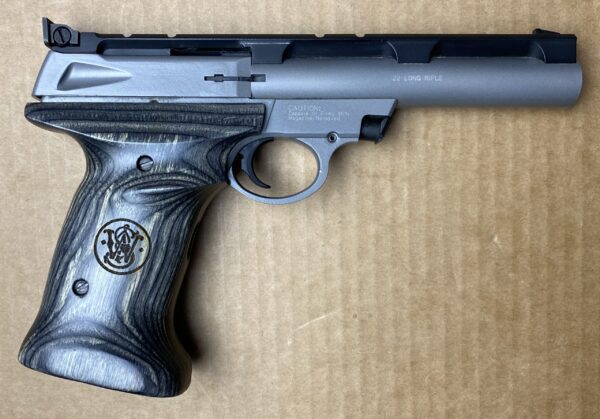 A5612 Used Smith & Wesson 22S 22 LR 5.5" Stainless Steel Bull Barrel 107310