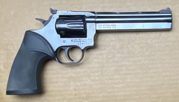 A5665 Dan Wesson 15-2 357 Magnum 6" Barrel