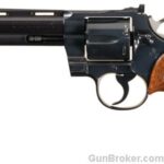 Colt Python 357 Mag 6" Blue Walnut 1963 26802 2 Colt Python 357 Mag 6" Blue Walnut 1963 26802