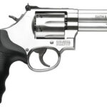 Smith & Wesson 686 Distinguished Combat 357 Mag, 4" Barrel, SS, White Outline/Red Ramp Sights Smith & Wesson 2 Smith & Wesson 686 Distinguished Combat 357 Mag
