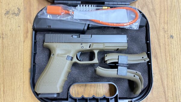 Glock 17 G17 Gen 4 OD Green 9mm Luger - used