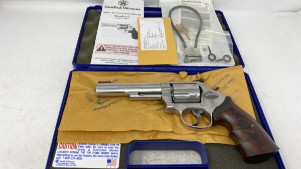 Smith & Wesson 686-6 .357 Mag 5" 7 shot 686 164284 rare variant!