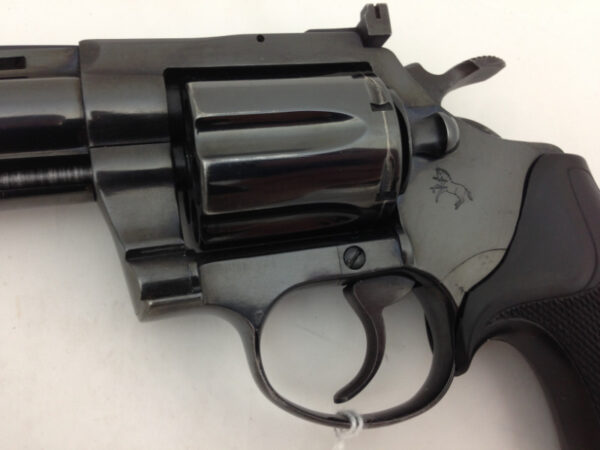 Colt Diamondback 38 Special 4" Blue Revolver 1976