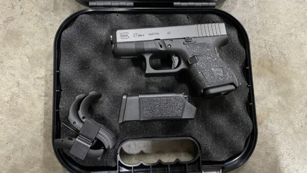 Glock 27 Gen 4 40 S&W 9rd night sights - used great condition!